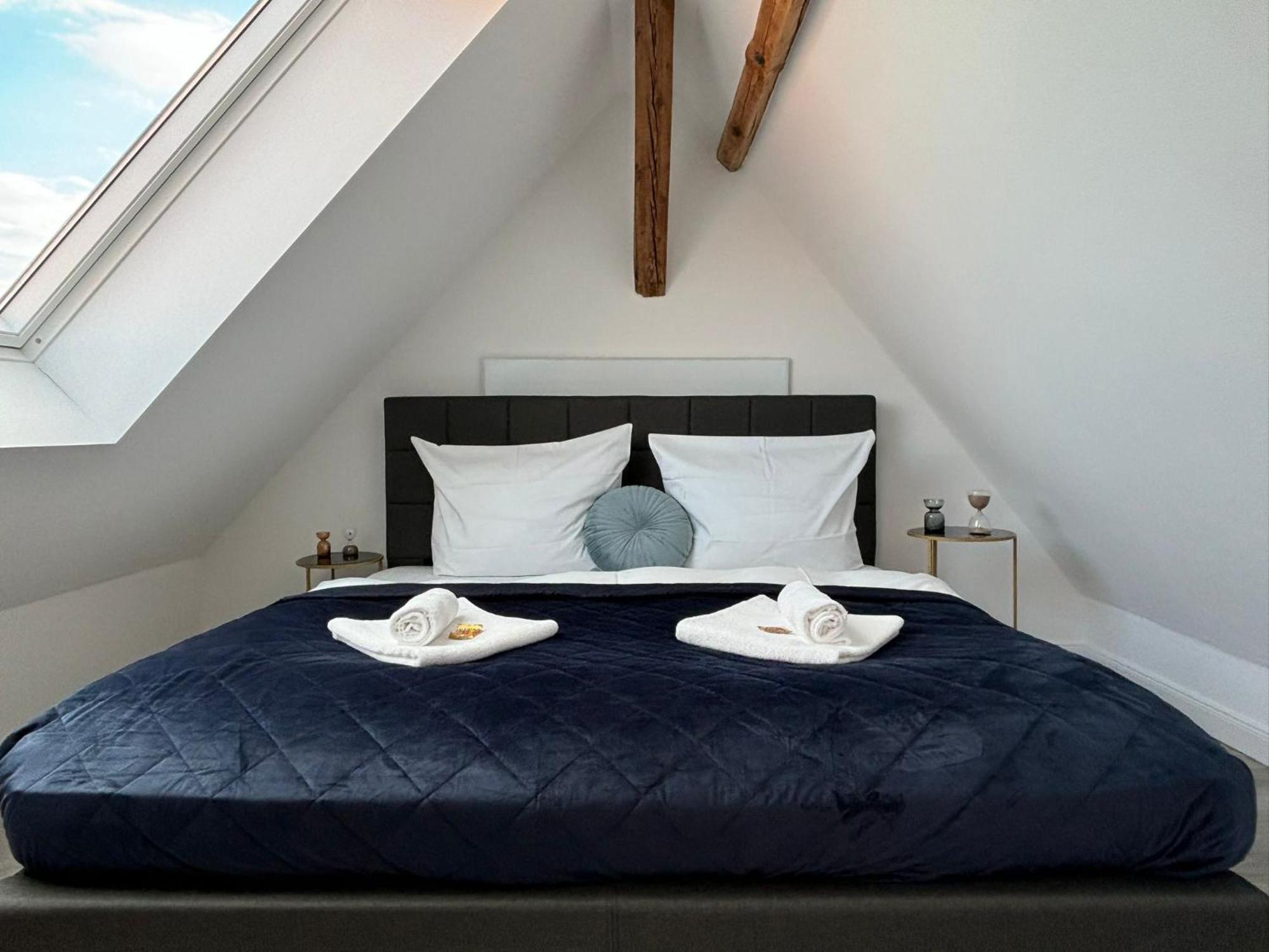Schlossberg Residences - Xxl-Design-Apartment Mit Schlossblick Fuer Bis Zu 12 Personen Schwetzingen Exterior photo